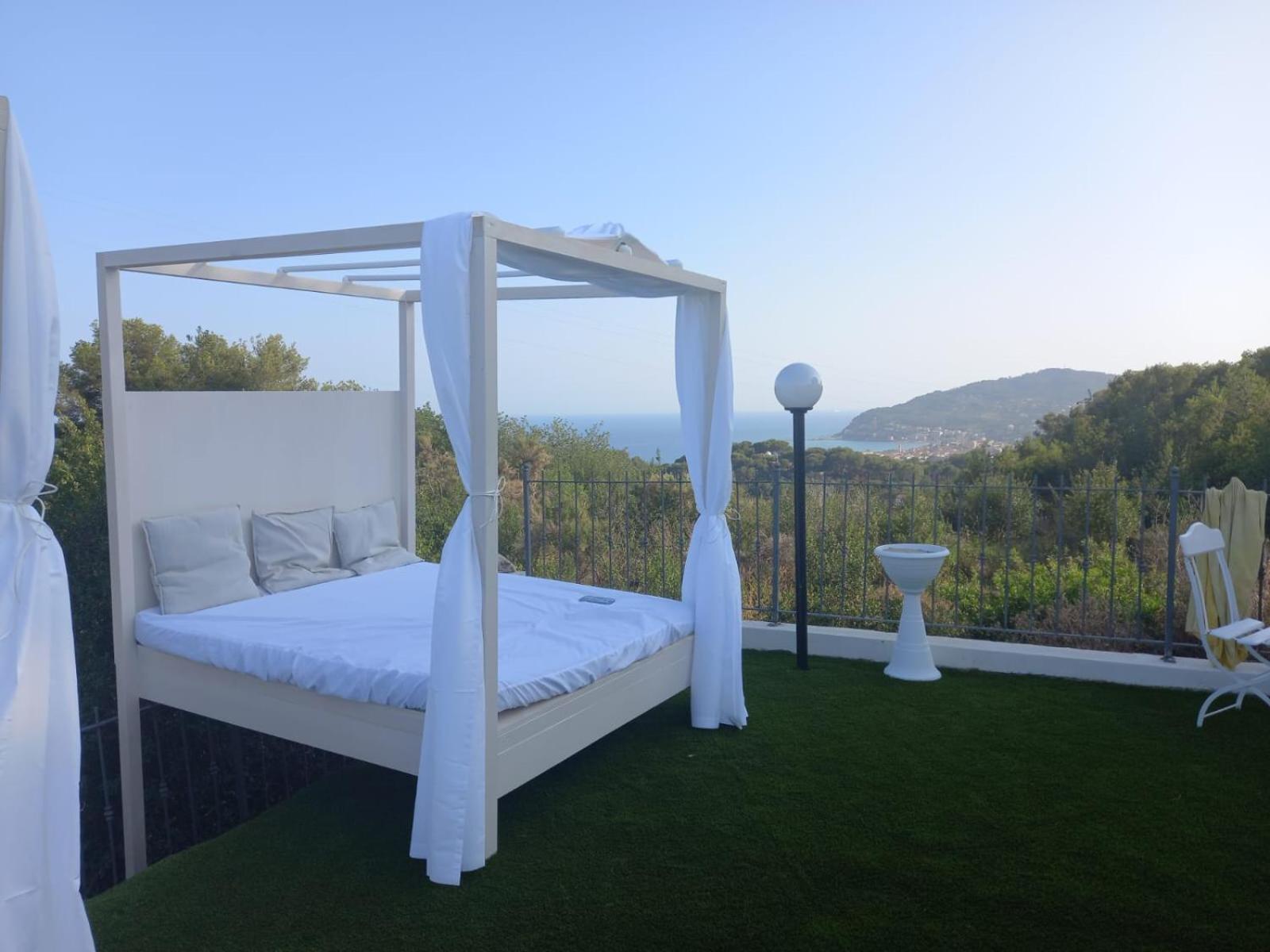 Villa Shambhala San Bartolomeo Al Mare Exteriör bild