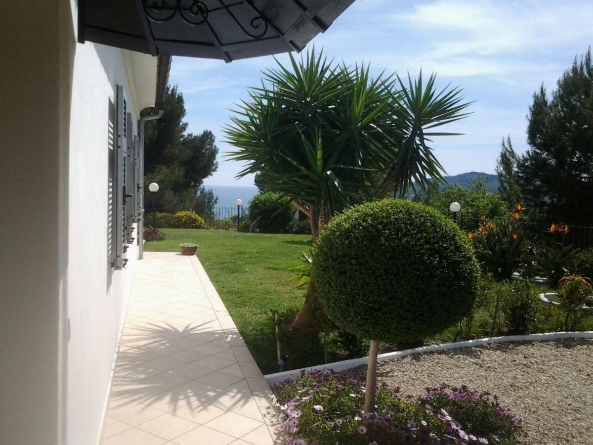Villa Shambhala San Bartolomeo Al Mare Exteriör bild